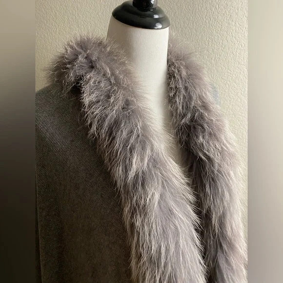 La Fiorentina Genuine Fox Trim Wool Wrap Gray One Size - Picture 4 of 12